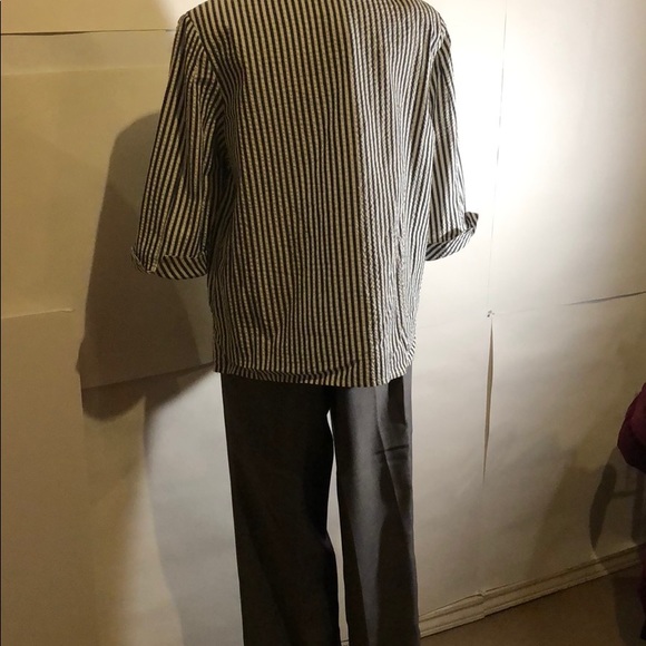 ALIA Petite Gray & White. 🥰 Great Condition🙂 - Picture 3 of 7